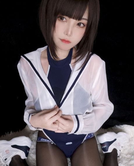 与年轻的岳母