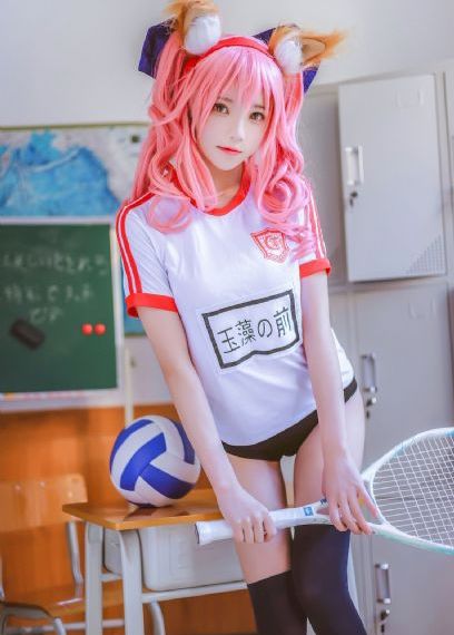 女攻男受开发菊h女尊产乳