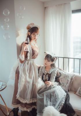 天降女子从2楼掉下了未修剪